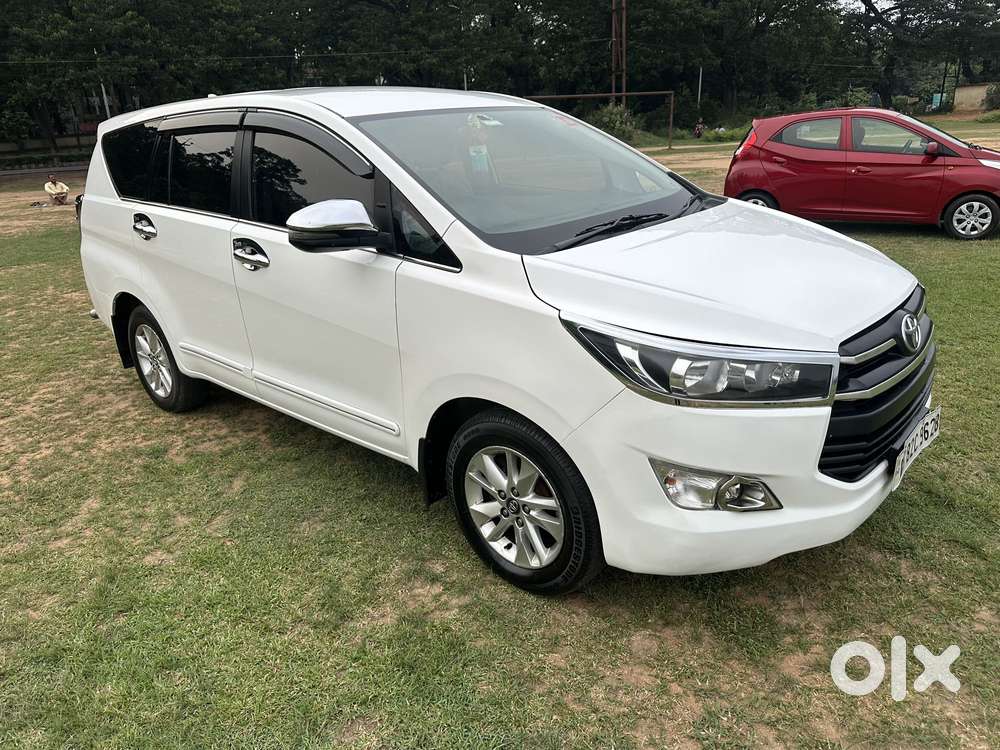 Toyota Innova Crysta 2.4 G Mt 8s, 2019, Diesel