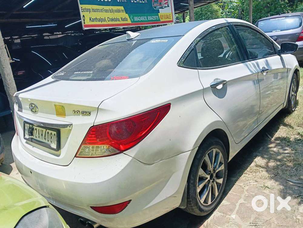 Hyundai Verna Fluidic 1.6 Crdi Sx Opt, 2015, Diesel