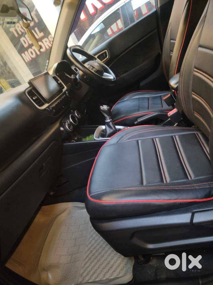 Hyundai Venue Sx Mt, 2021, Diesel