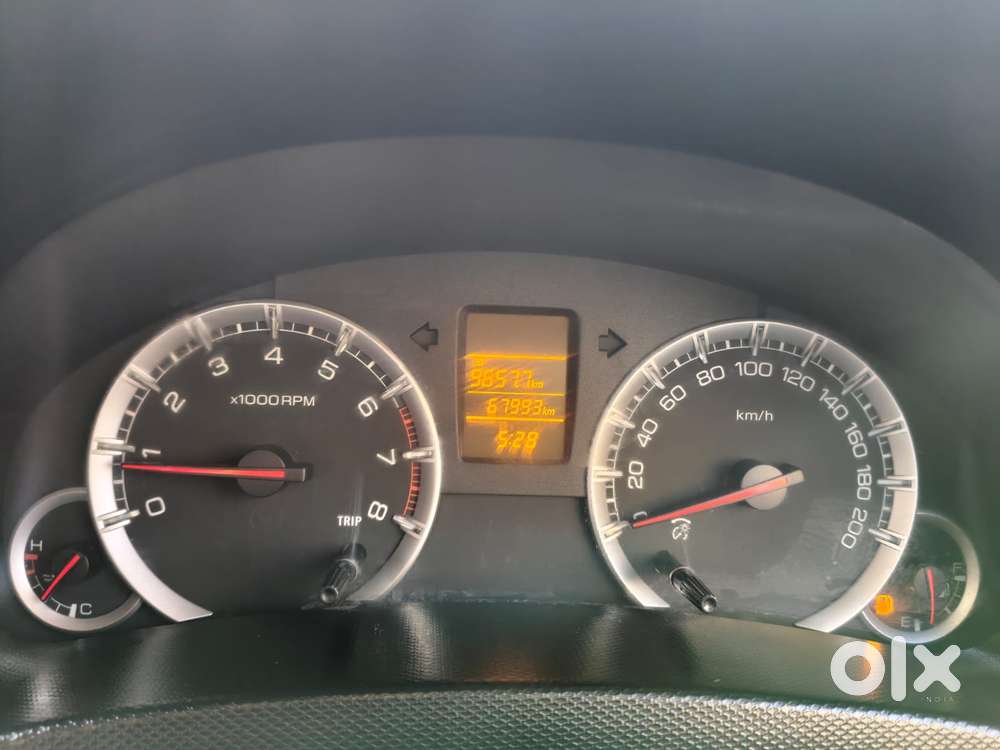 Maruti Suzuki Swift Dzire Vxi, 2012, Petrol