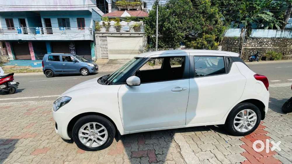 Maruti Suzuki Swift 2018 Amt Zxi, 2021, Petrol