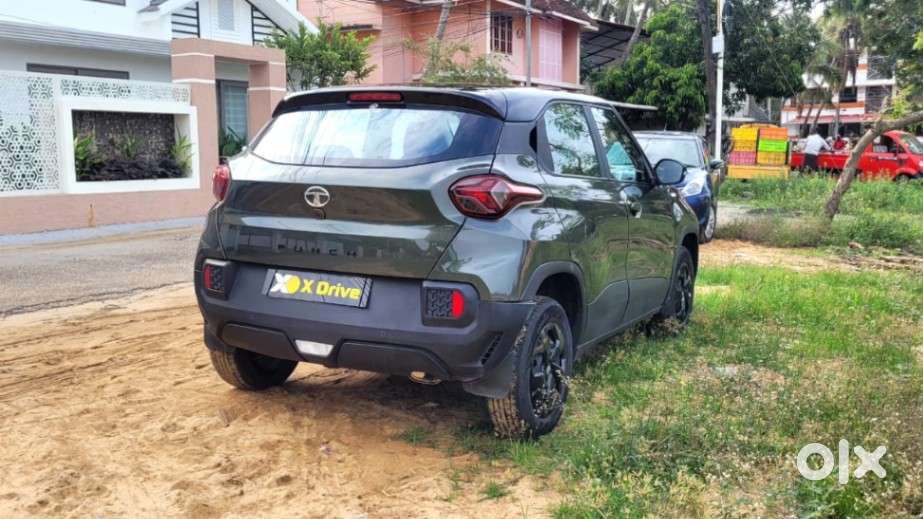 Tata Punch Camo Adventure Mt, 2023, Petrol