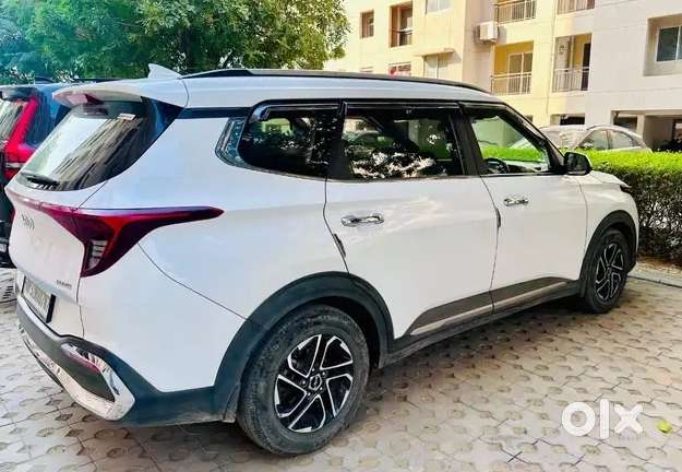 Kia Carens 1.5 Premium Diesel 7 Str Imt, 2022, Diesel