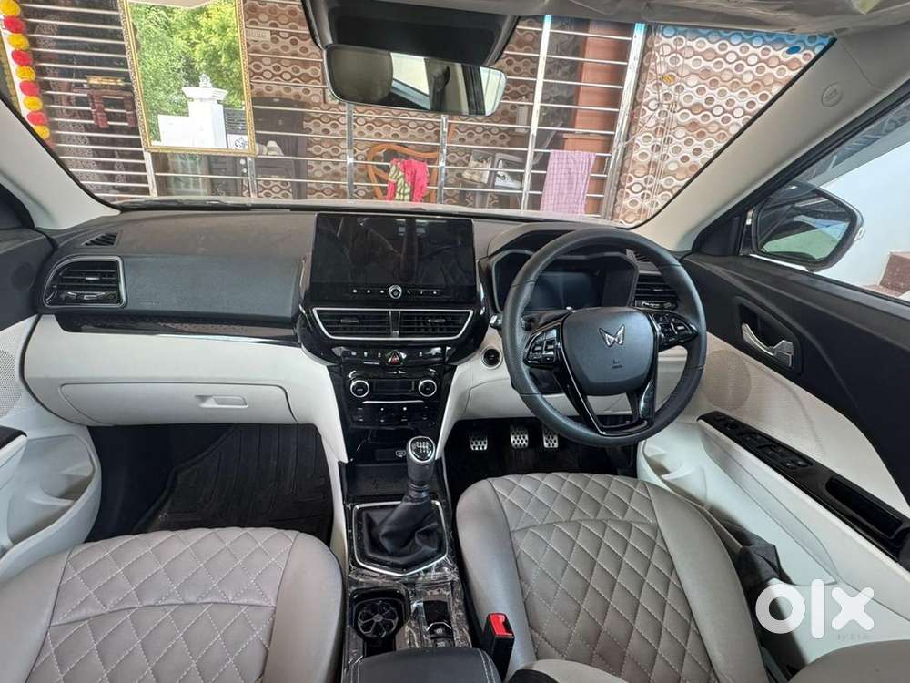 Mahindra Xuv 3xo 2024