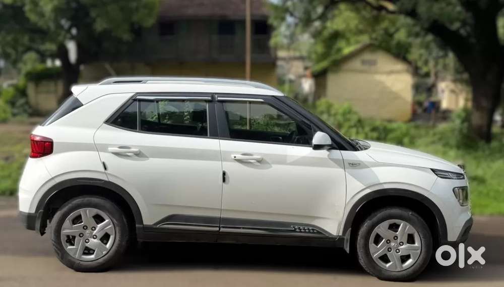Hyundai Venue S 1.2 Petrol, 2022, Petrol