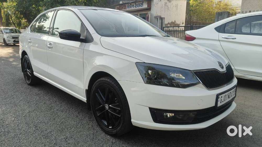 Skoda Rapid 1.0 Ambition Tsi At, 2021, Petrol