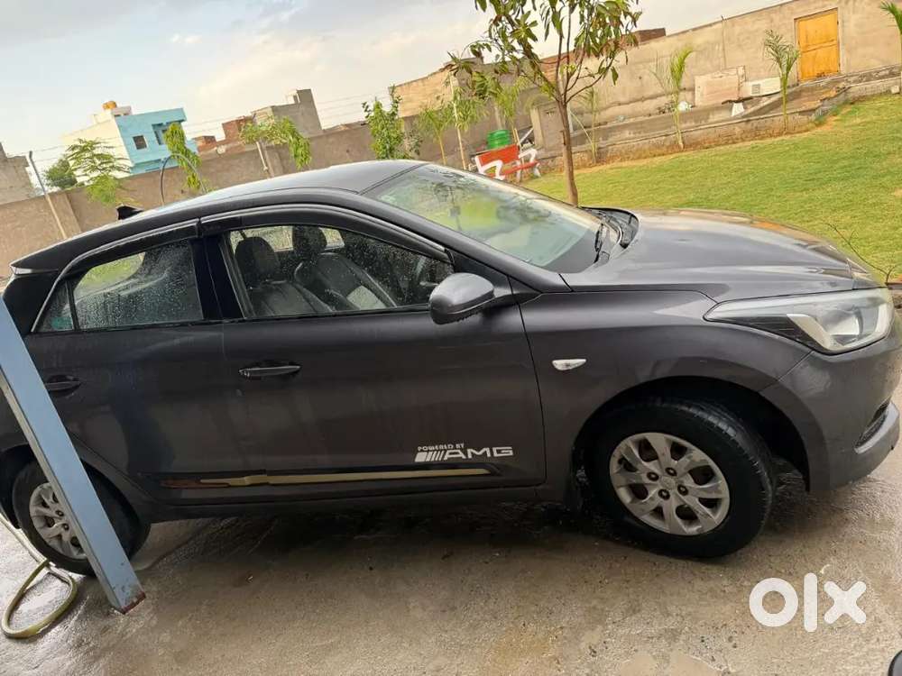 Hyundai New I20 2015 Petrol 90000 Km Driven