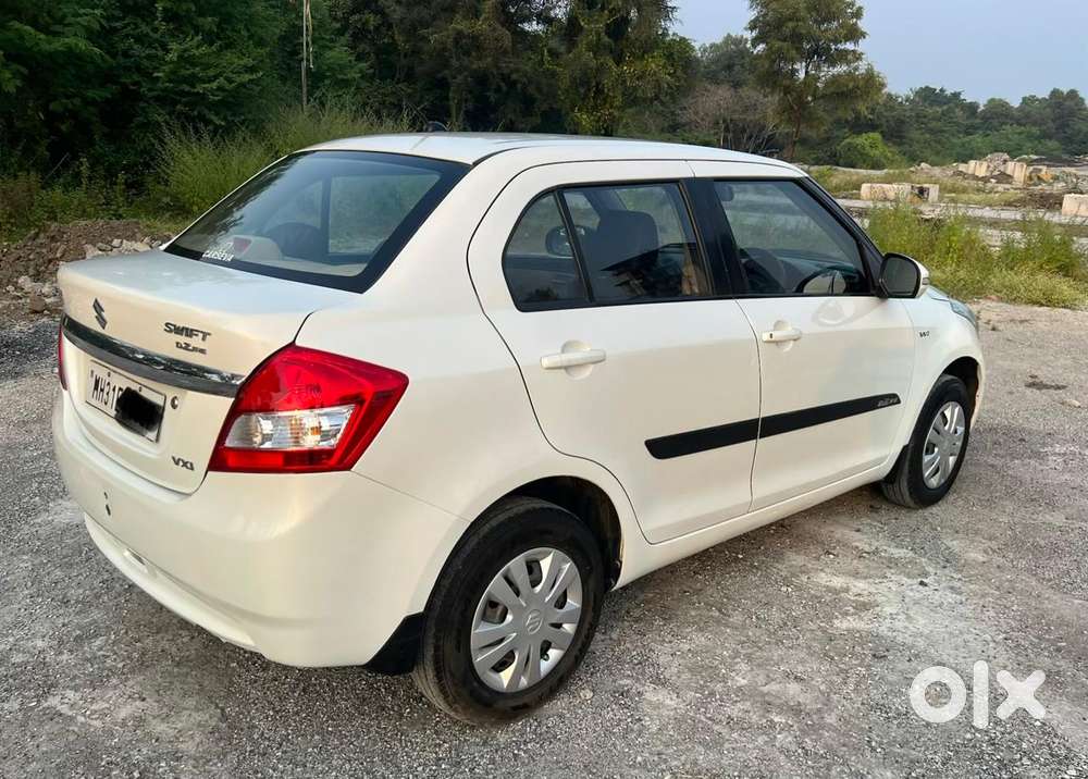 Maruti Suzuki Swift Dzire Vxi Optional, 2014, Petrol