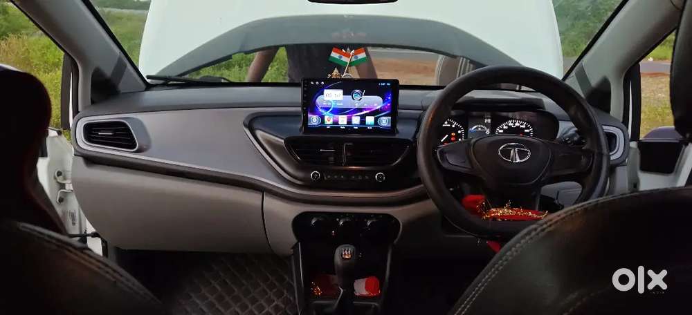 Tata Altroz 1.2 Xe 2020