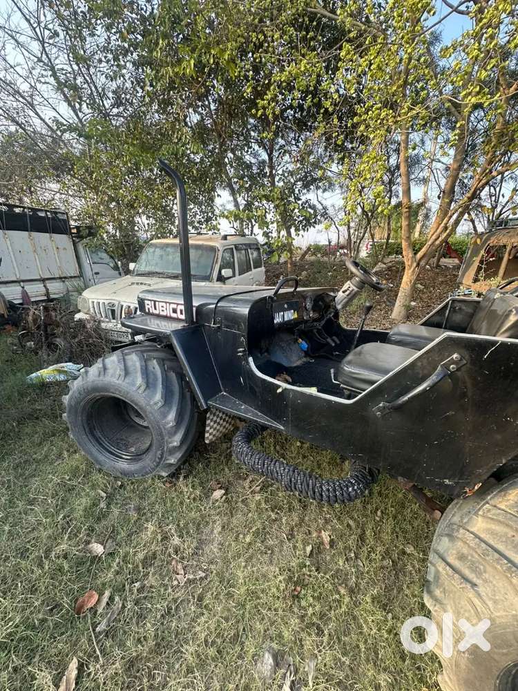 Mahindra Jeep