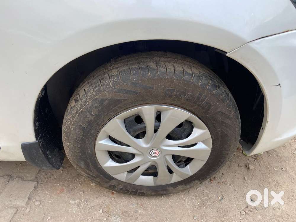 Maruti Suzuki Dzire 1.2 Vxi, 2015, Petrol