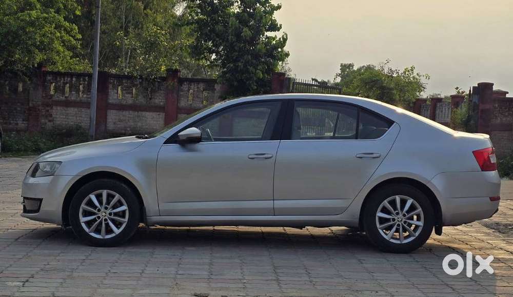 Skoda Octavia Elegance 1.8 Tsi At, 2016, Petrol