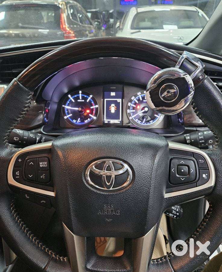 Toyota Innova Crysta 2.4 V 7 Str, 2023, Diesel