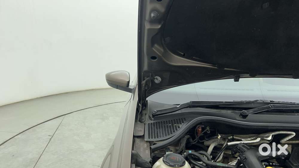 Volkswagen Vento 1.6 Highline, 2021, Petrol