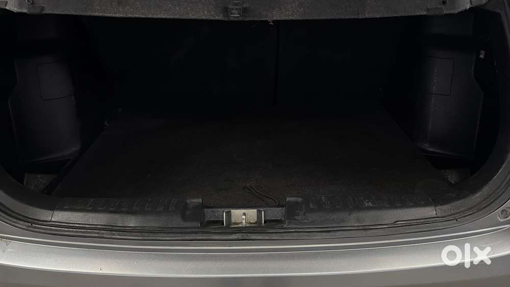 Maruti Suzuki Vitara Brezza 1.5 Zxi, 2022, Petrol