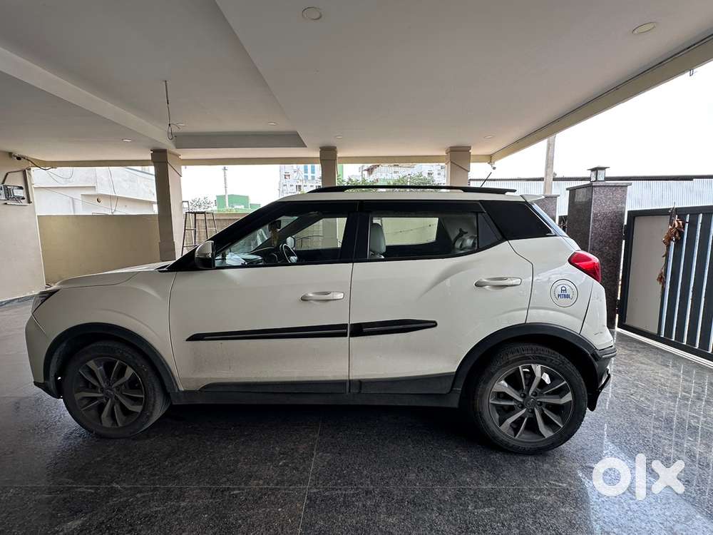 Mahindra Xuv300 (o)petrol Amt 2021 Top Model