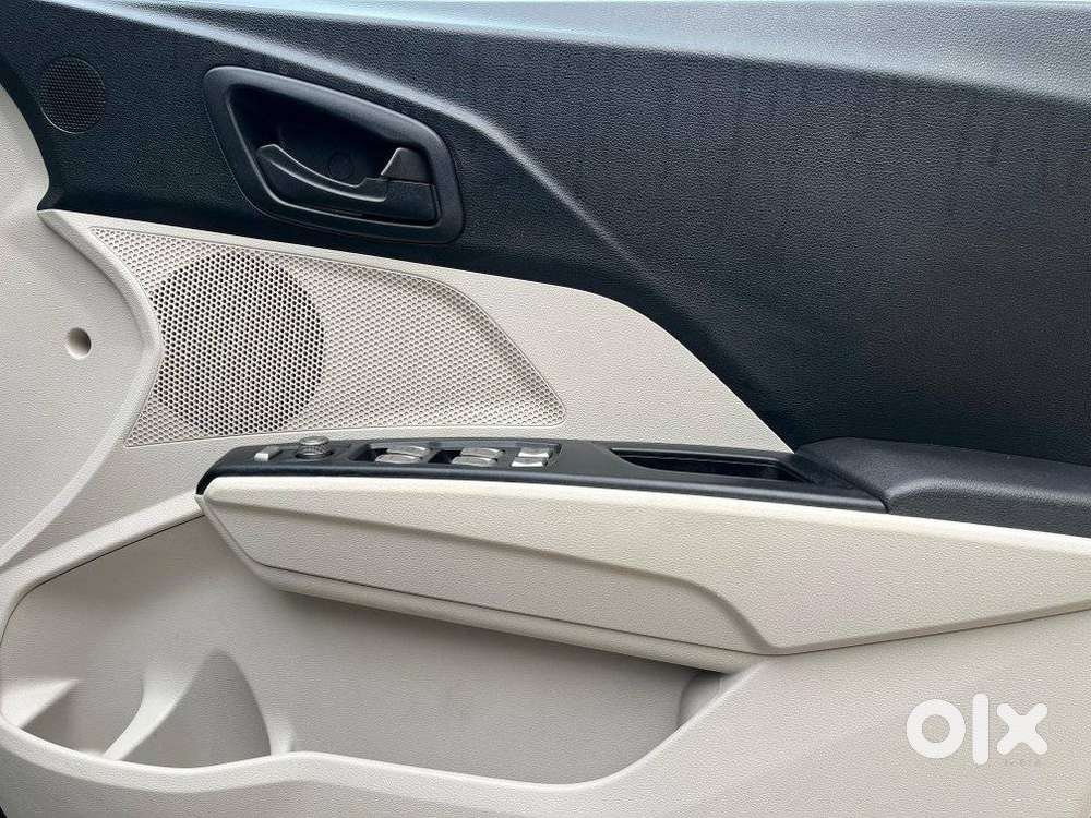 Mahindra Xuv300 W6, 2019, Petrol