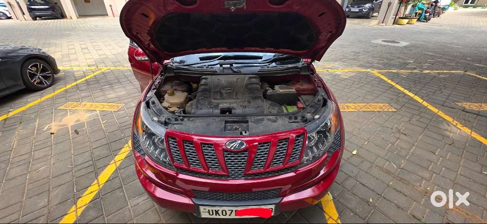 Mahindra Xuv500 W8 2015
