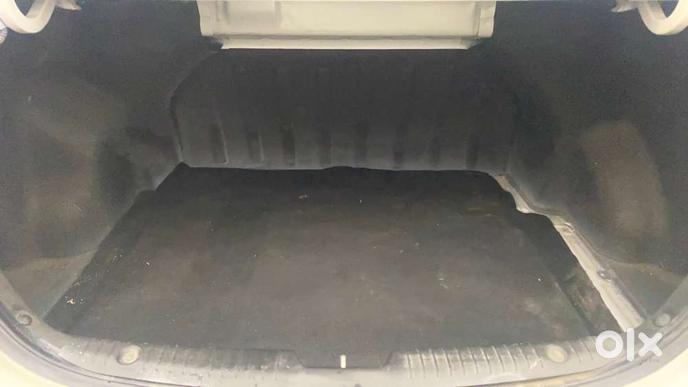 Hyundai Verna Fluidic 1.6 Vtvt Sx, 2013, Petrol