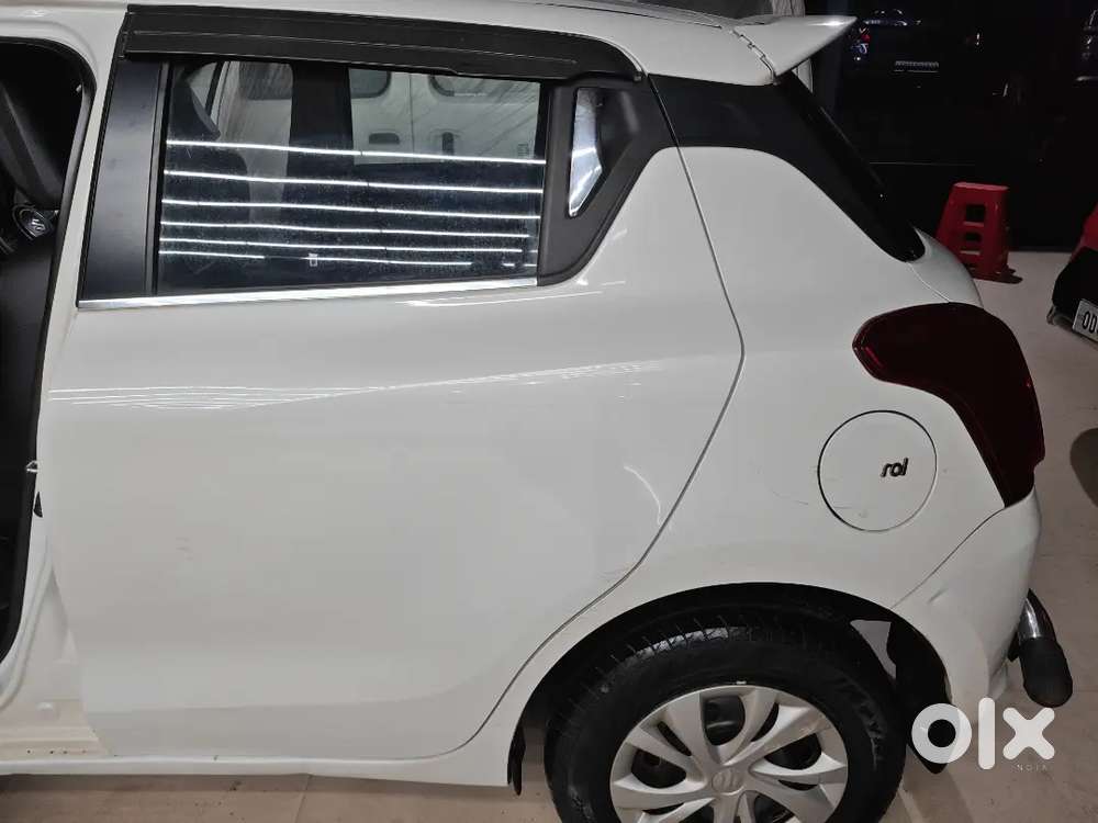 Maruti Suzuki Swift 2023 Vxi