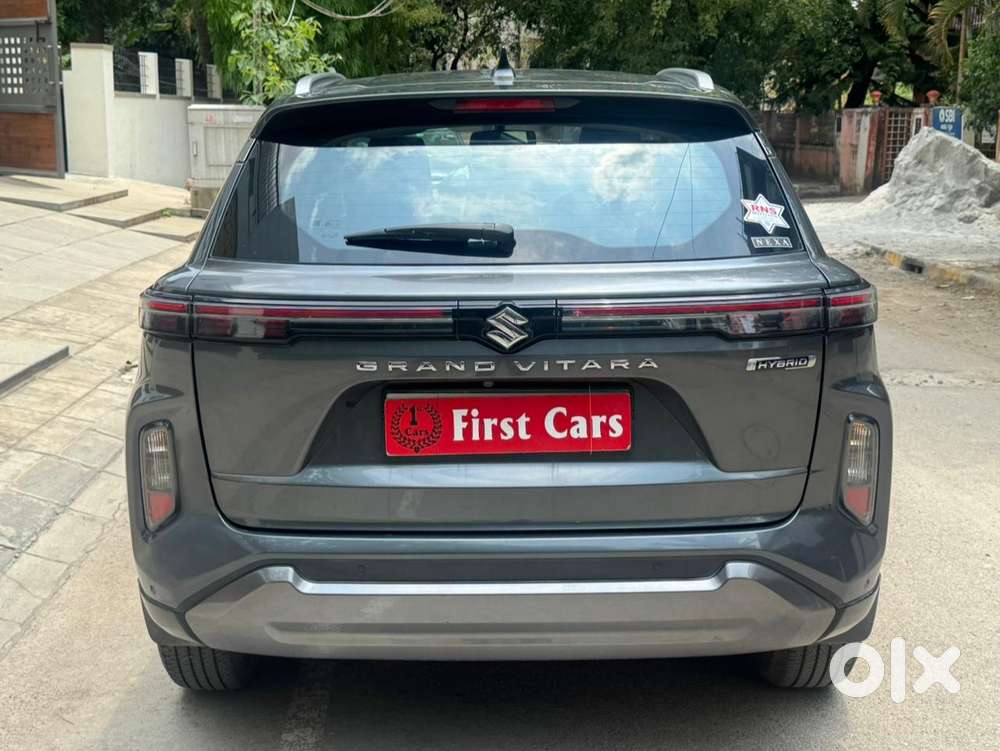 Maruti Suzuki Grand Vitara 1.5 Alpha Plus Intelligent Hybrid Ecvt, 2..