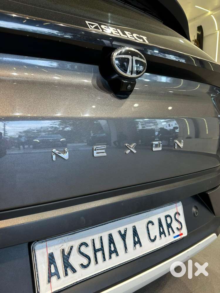 Tata Nexon Creative Plus S 1.2 Revotron Petrol 6 Mt, 2024, Petrol