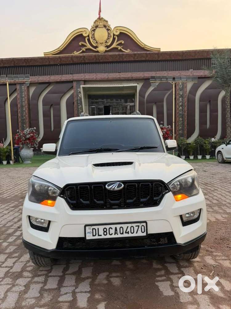 Delhi Number Plate