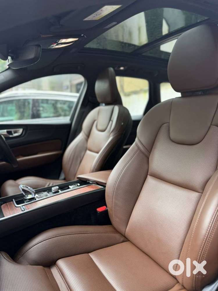 Volvo Xc60 2.0 B5 Ultimate, 2025, Petrol