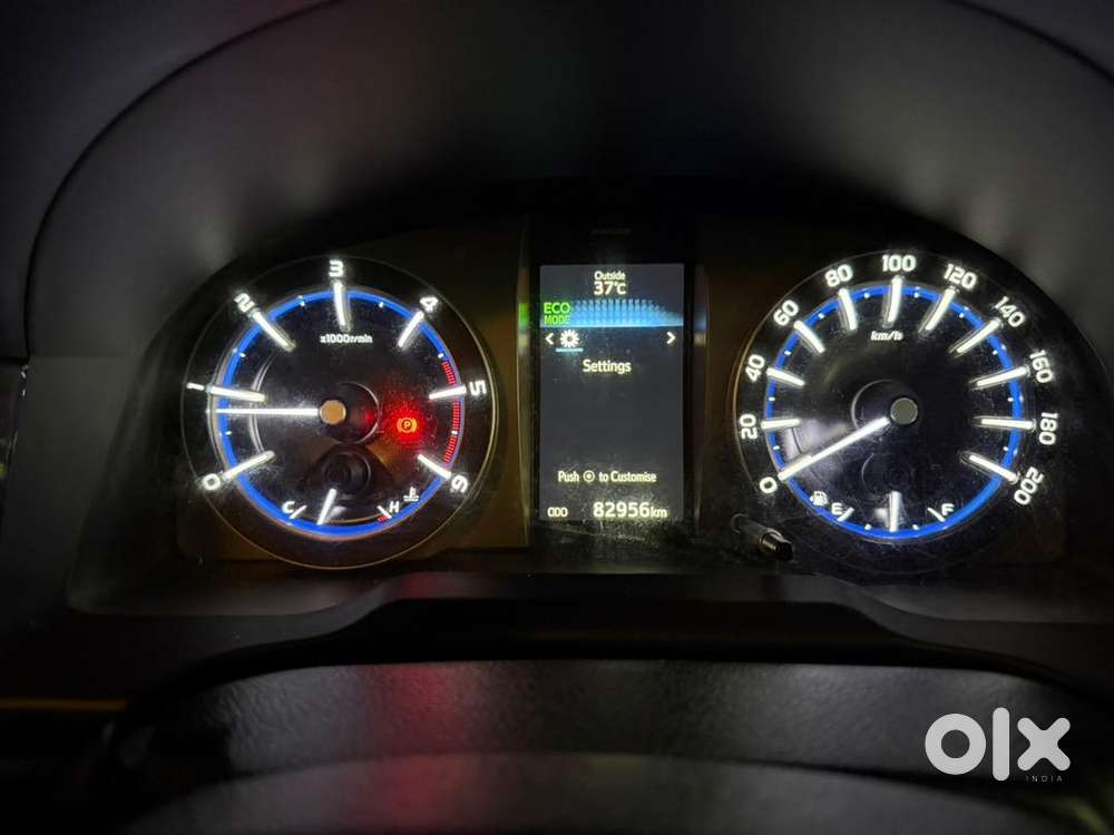 Toyota Innova Crysta 2018 Diesel Well Maintained