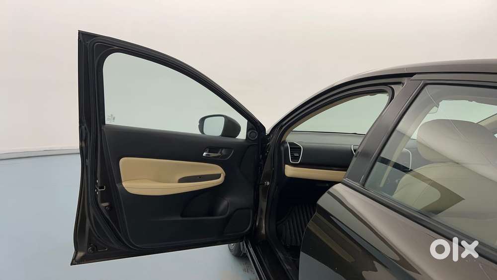 Honda City 1.5 Zx I-vtec Mt, 2023, Petrol