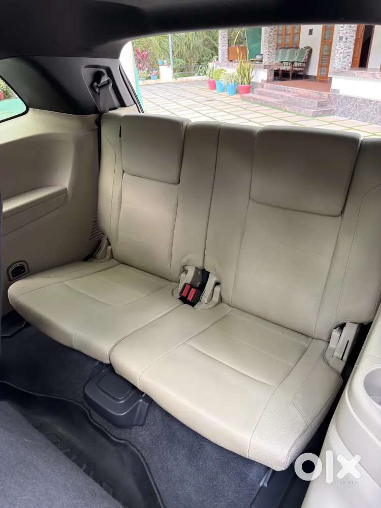 Ford Endeavour 3.2 Titanium 2017