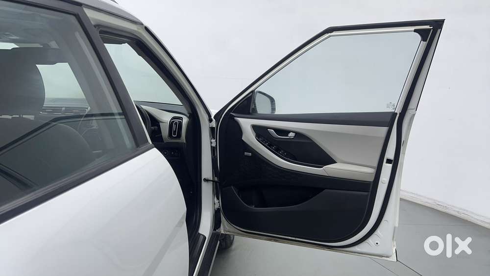 Hyundai Creta Sx 1.5 Petrol Cvt, 2022, Petrol