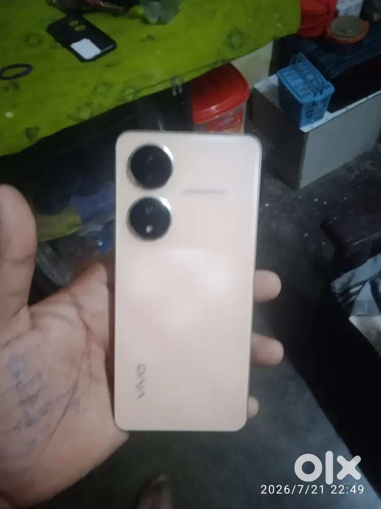 Vivo y 100 a