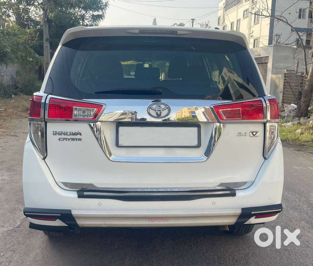 Toyota Innova Crysta 2.4 V 8 Str, 2020, Diesel
