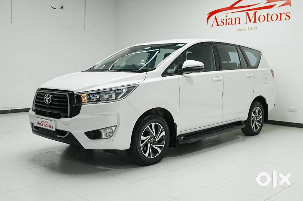 Toyota Innova Crysta 2.4 G Plus Mt 7 Str, 2024, Diesel