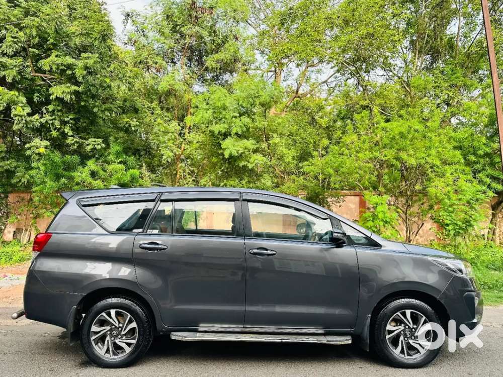 Toyota Innova Crysta G 8 Str, 2022, Diesel