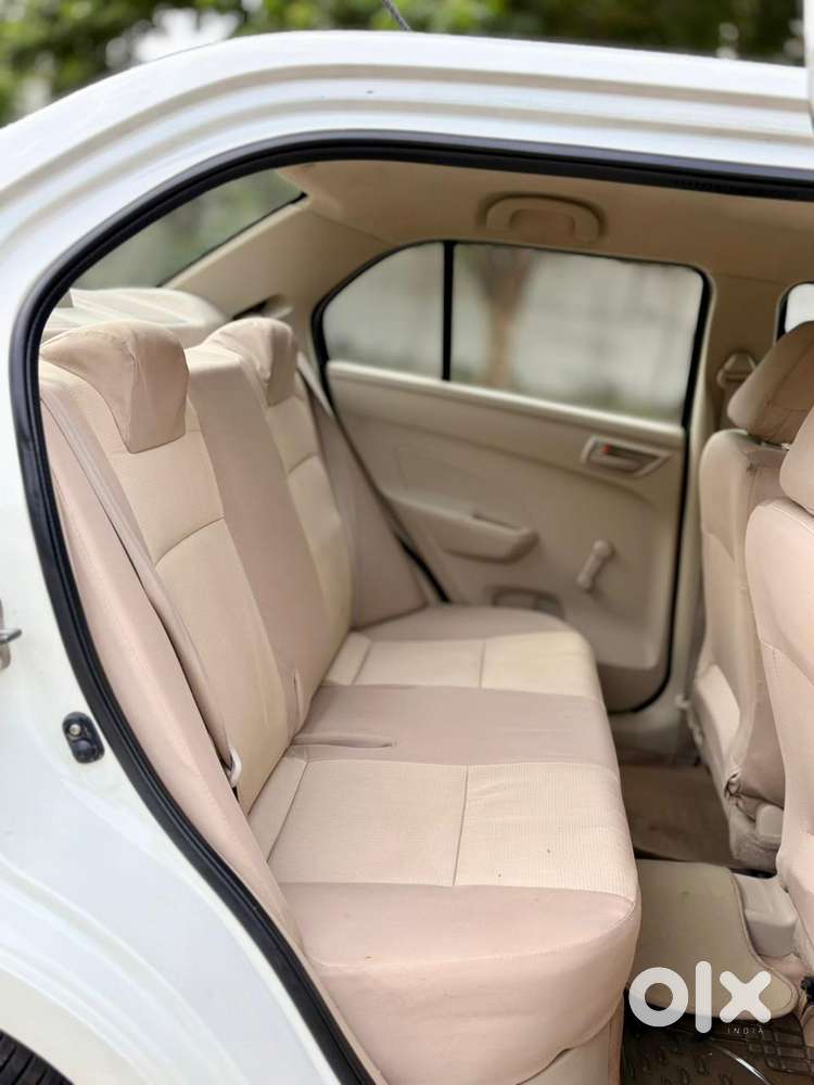 Maruti Suzuki Dzire 1.2 Lxi, 2016, Petrol