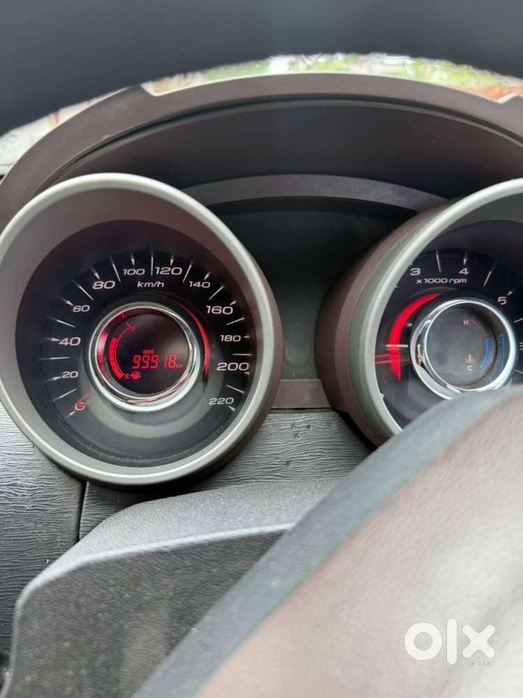 Mahindra Xuv500 2015 Diesel Well Maintained
