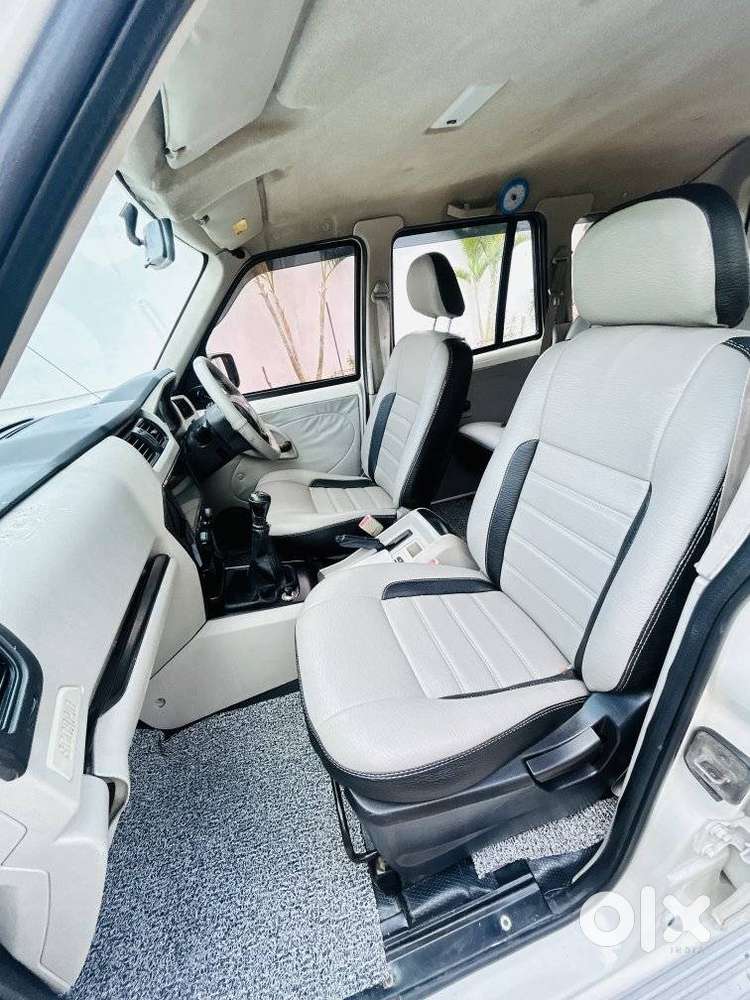 Mahindra Scorpio S4, 2015, Diesel