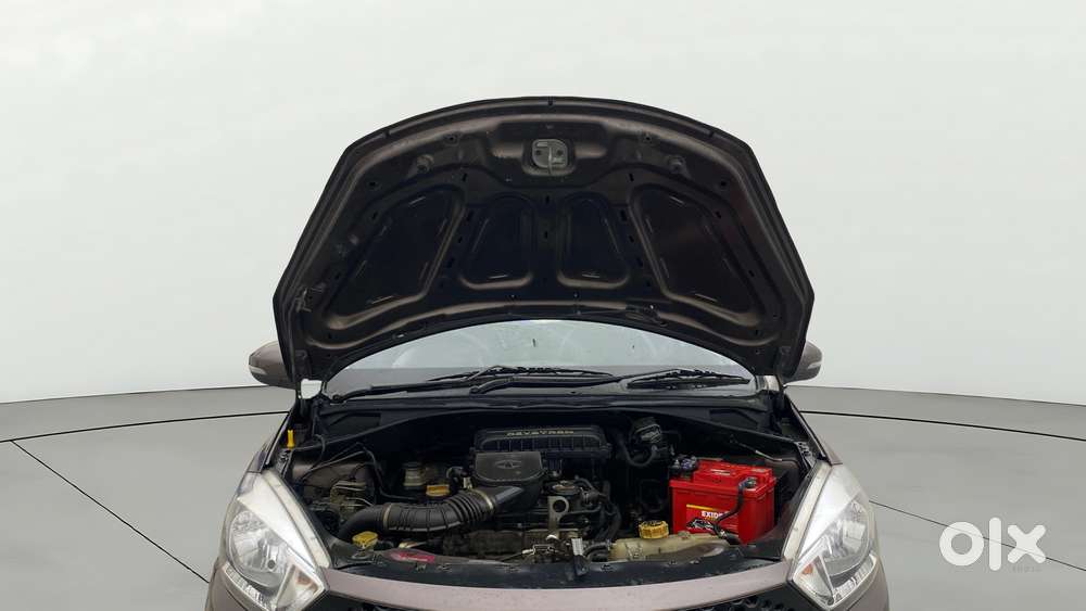 Tata Tiago 1.2 Revotron Xza, 2018, Petrol