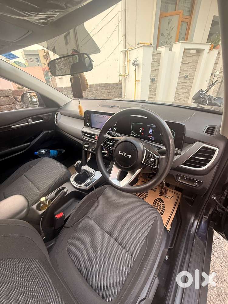Kia Seltos Petrol 2024