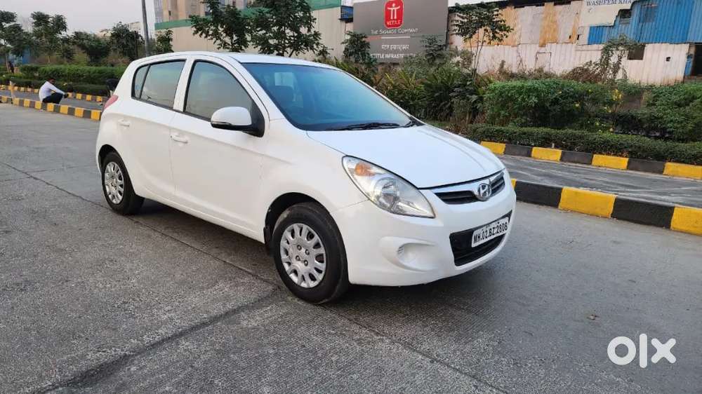 Hyundai I20 2010 Cng & Hybrids 90000 Km Driven