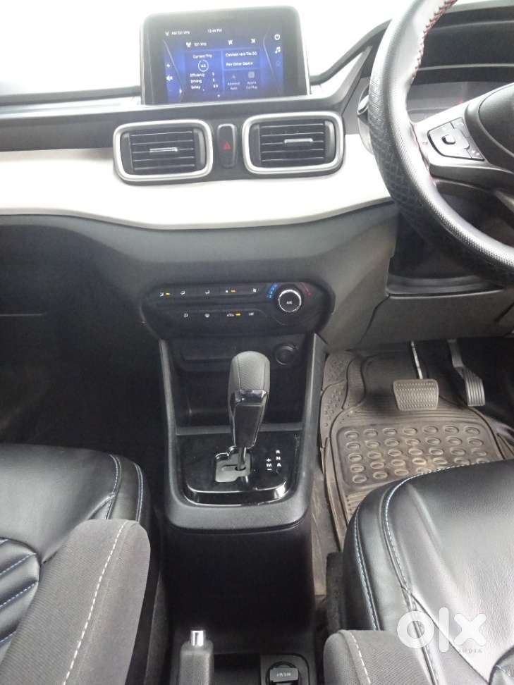 Tata Punch 1.2 Revotron Accomplished Dazzle Pack Amt, 2024, Petrol