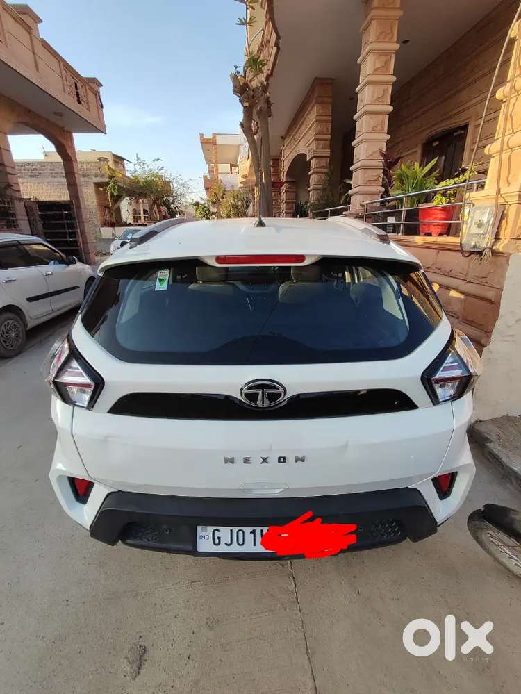 Tata Nexon Revotron 2023 Petrol Manual