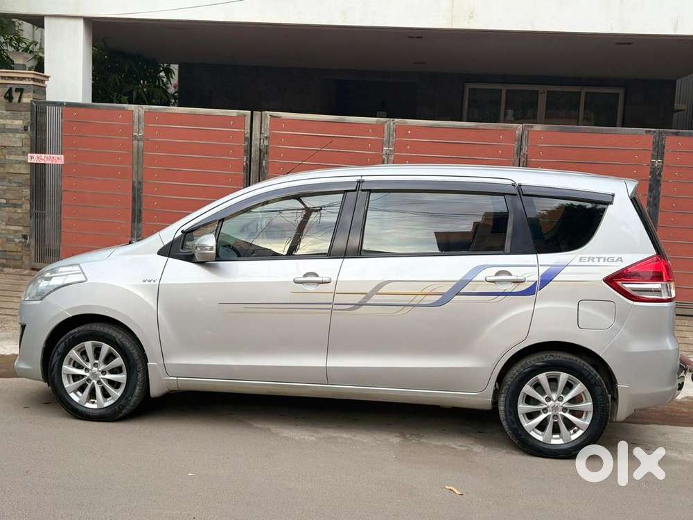 Maruti Suzuki Ertiga Vxi Abs Bs Iv, 2015, Petrol