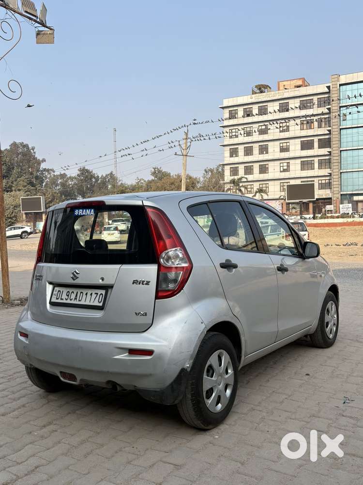Maruti Suzuki Ritz Vxi, 2012, Petrol