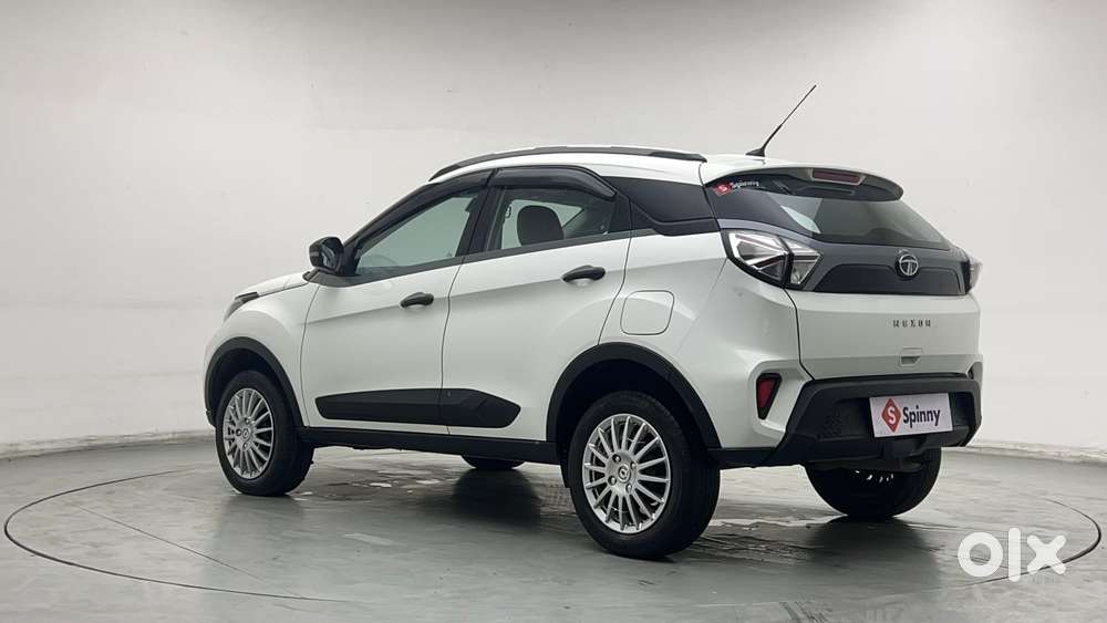 Tata Nexon 1.2 Revotron Xm (s), 2021, Petrol