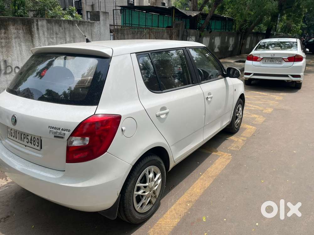 Skoda Fabia Petrol Manual 2012