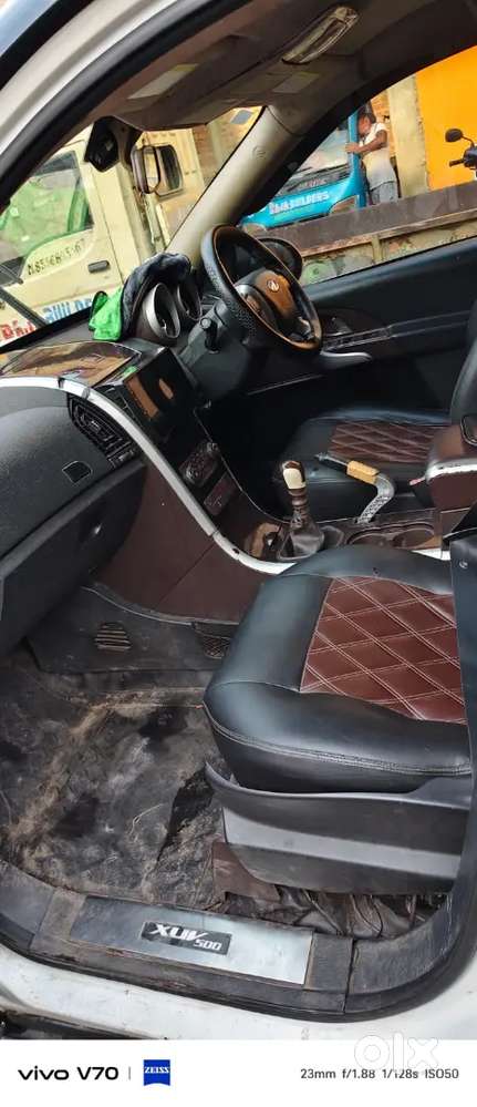 Mahindra Xuv500 2013 With Sunroof Urgent Sell