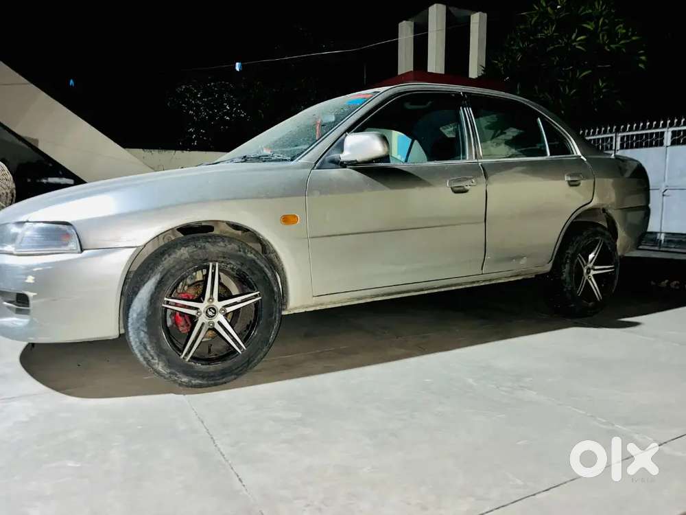 Mitsubishi Lancer 1999